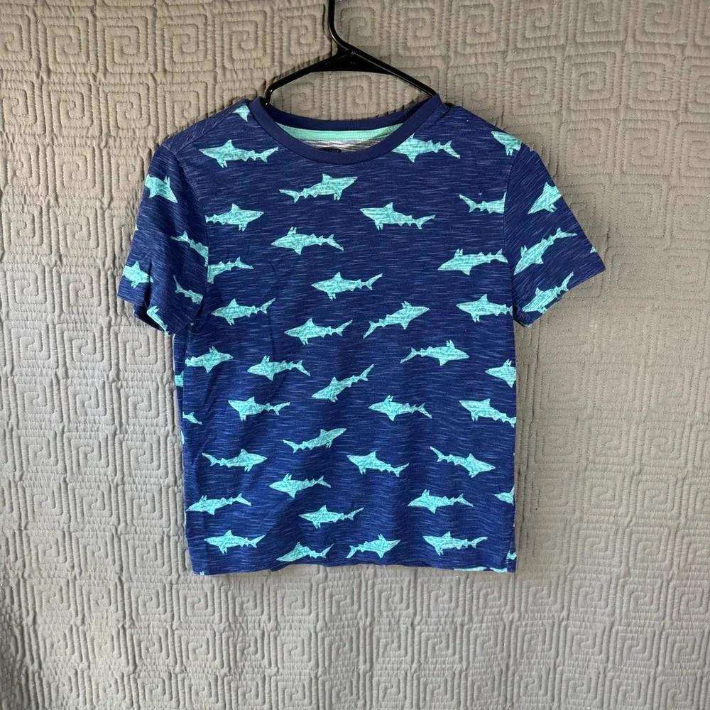 Old Navy T-Shirt Boys Size Large 10/12 All Over Shark Blue Short Sleeve Crew